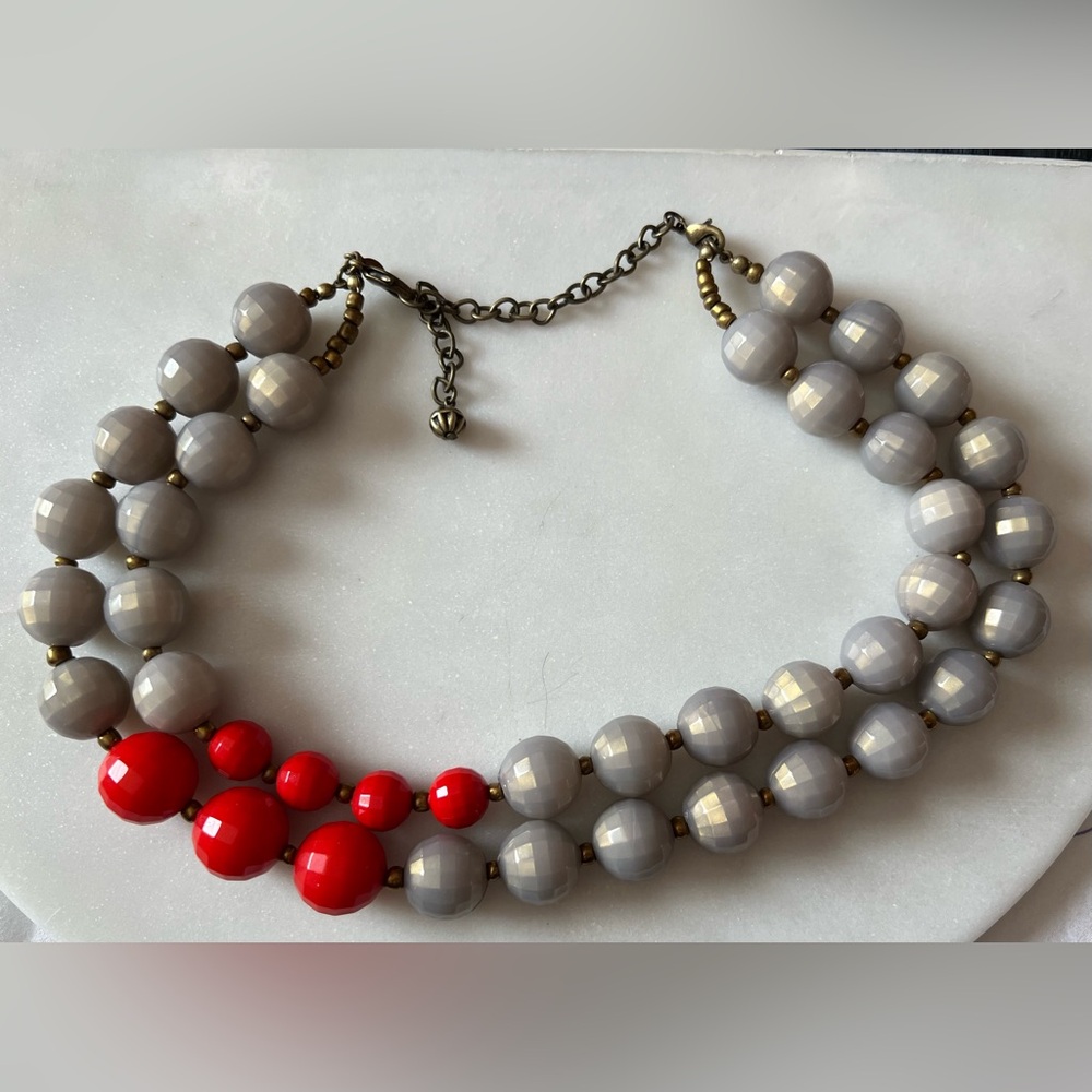 Two color necklace